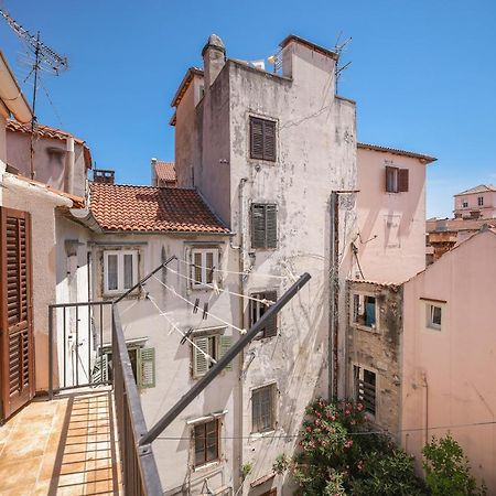 Two Bedroom Apartment In City Center Igor Zadar Exterior photo